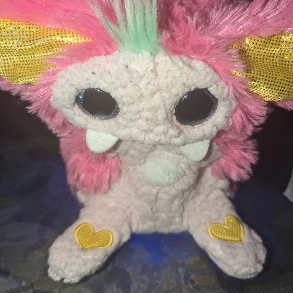 Rizmo Evolving Intersctive Pink and White Plush Toy with Heart Details
